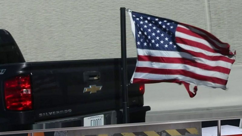 Best Flags to Fly on Truck