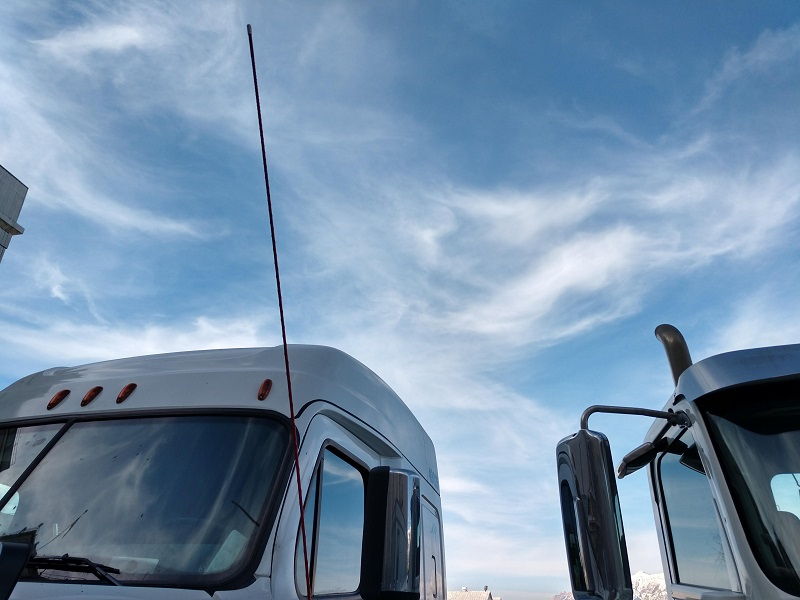 Best CB Antenna Setup for A Semi Truck